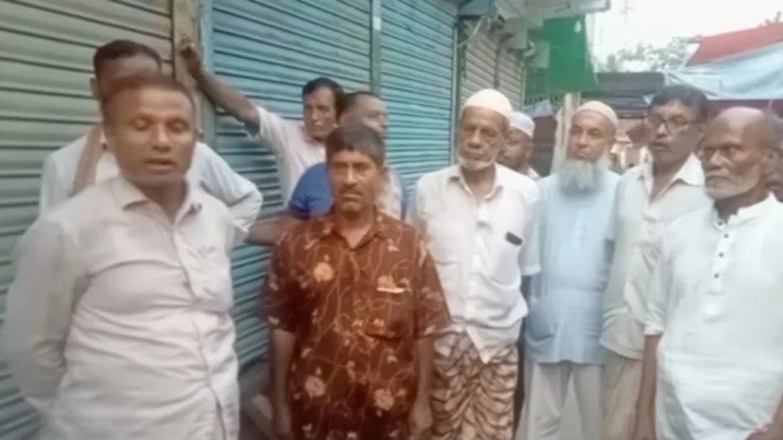 বাকি ২০ টাকা চাওয়ায় ব্যবসায়ীকে প্রকাশ্যে গলা টিপে হত্যা